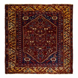 LOT.101 Antik Sarı Sulu Kula Halısı 19. Yüzyıl 146 x 155 cm