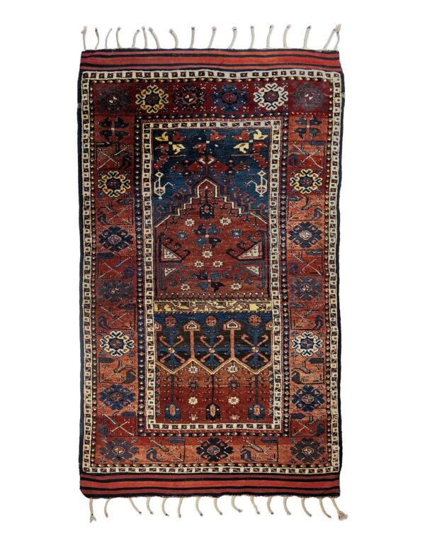 LOT.15 Antik Karakeçili Halısı 110+ Yaş 128 x 230 cm