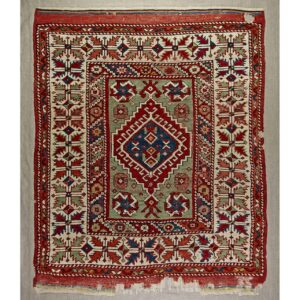 LOT.46 Antik Bergama Halısı 19. Yüzyıl Ortası 109 x 142 cm